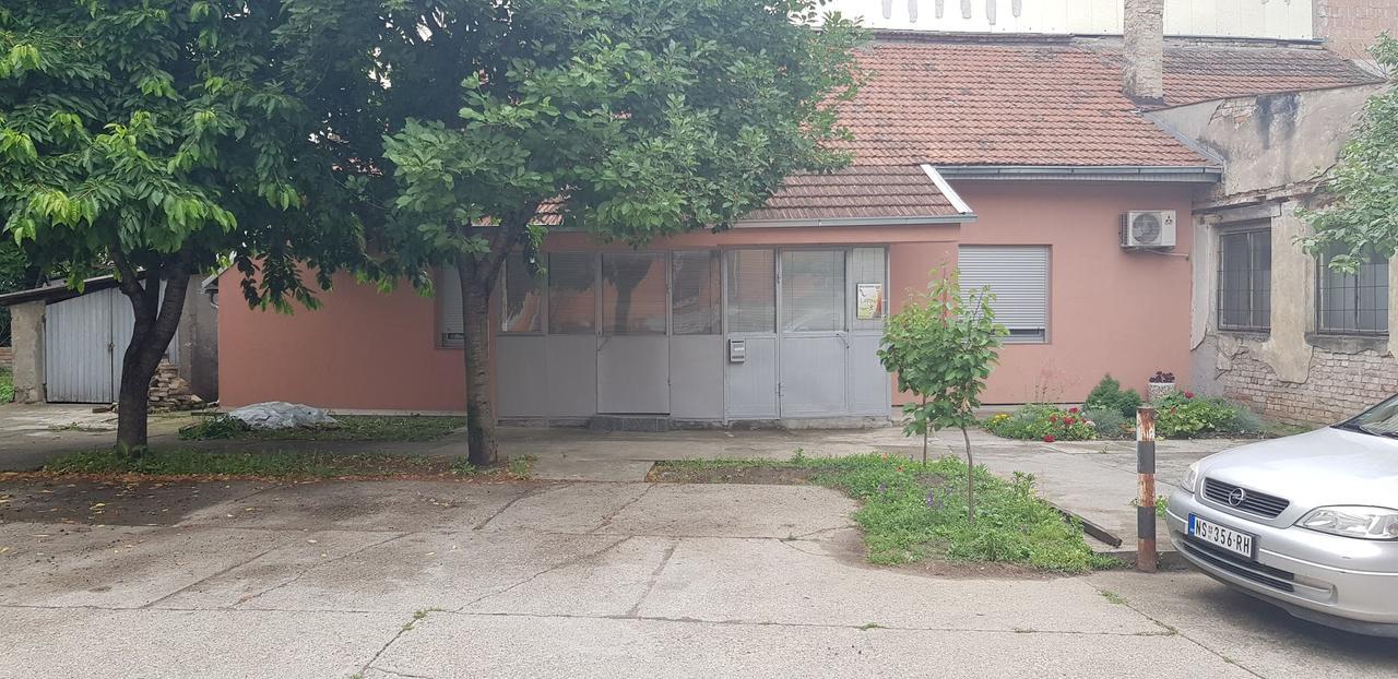 Cozy Apartment In The Center Of Novi Sad! ภายนอก รูปภาพ